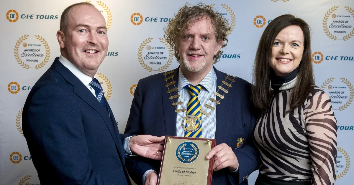 Cliffs of Moher Experience wins CIE Tours Award